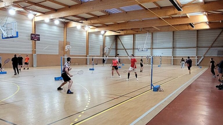 L’ESS Badminton invité du Mesnil-le-Roi
